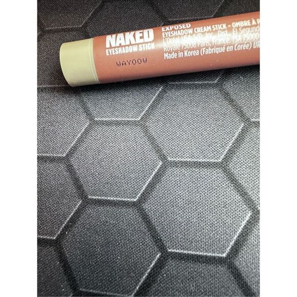 Urban Decay NAKED EYESHADOW STICK  shade: Exposed .05oz - Picture 4 of 4